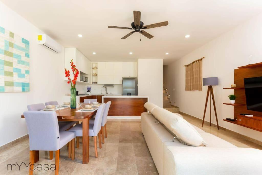 Luxurious 1 Bedroom W/ Pool & Golf Course View Puerto Aventuras Luaran gambar